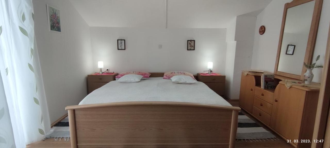 Apartament Liammarco Plaški Zewnętrze zdjęcie